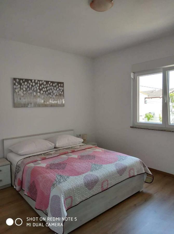Apartments Patalic Лопар Екстер'єр фото